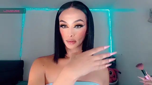  Riannagarcia  online show from 11/06/25, 05:22