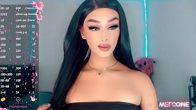  Riannagarcia  online show from 10/31/25, 03:14