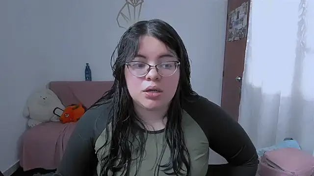 Aria Fullbuster online show from 12/16/25, 09:19