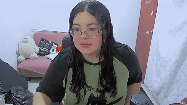 Aria Fullbuster online show from 11/04/25, 09:18