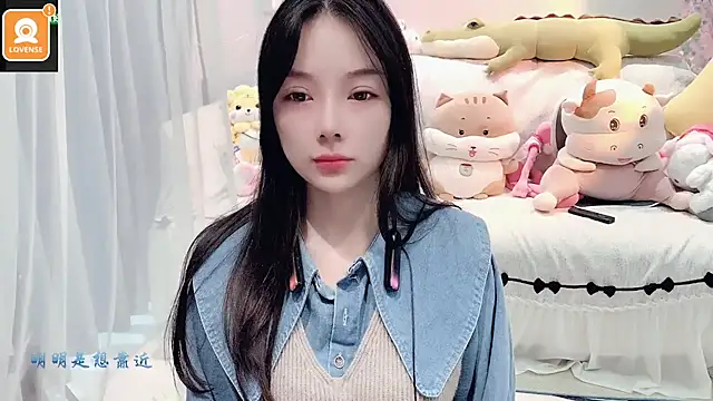 AKiKi711 online show from 10/10/25, 04:46