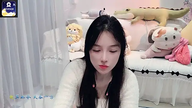 AKiKi711 online show from 10/15/25, 04:37