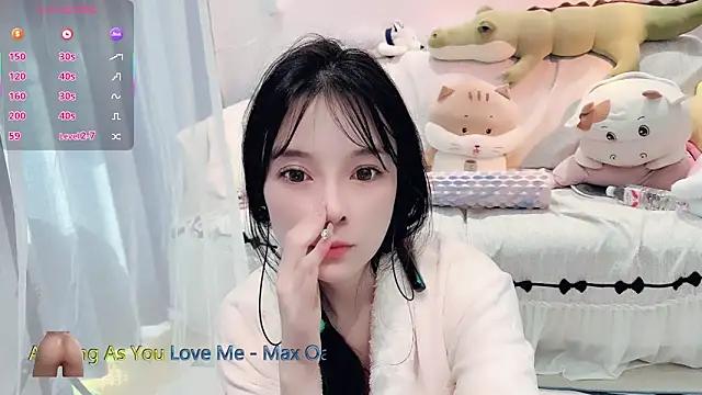 AKiKi711 online show from 12/05/25, 04:22