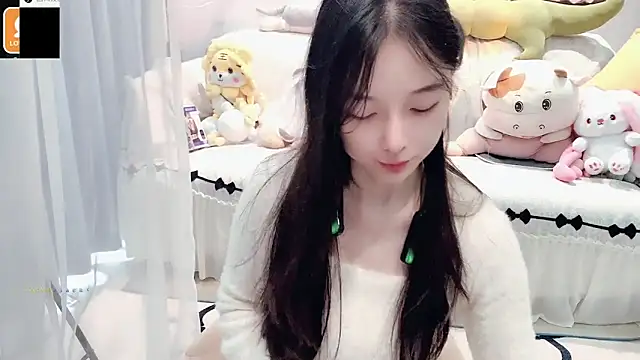 AKiKi711 online show from 10/23/25, 05:06