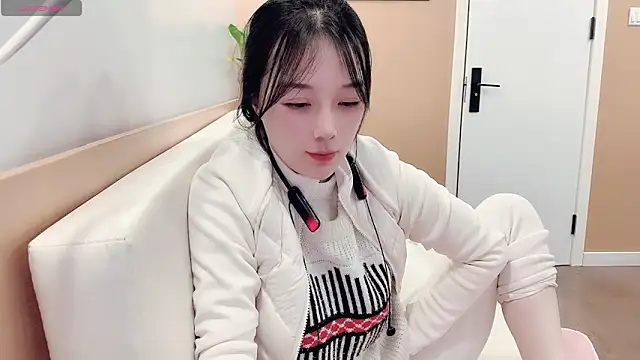 AKiKi711 online show from 02/13/26, 04:51