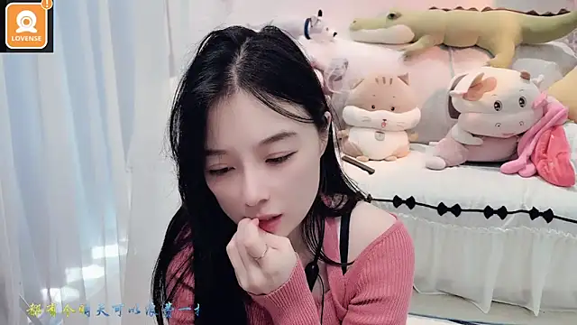 AKiKi711 online show from 10/15/25, 04:33