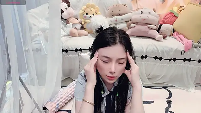 Snapshot of AKiKi711 chatting on 07/16/26, 05:04 AKiKi711 online show from 07/16/26, 05:04