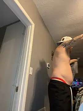 Snapshot of whitehammer94u chatting on 02/12/25, 12:58 whitehammer94u online show from 02/12/25, 12:58