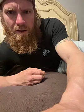 Snapshot of whitehammer94u chatting on 12/02/24, 03:43 whitehammer94u online show from 12/02/24, 03:43