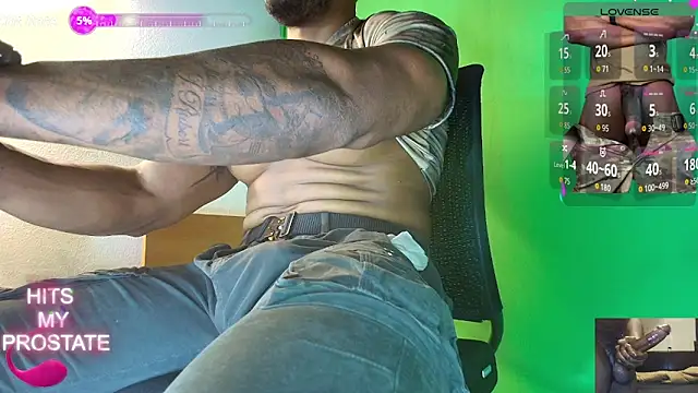 Snapshot of hot_black3 chatting on 10/09/25, 03:12 hot black3 online show from 10/09/25, 03:12