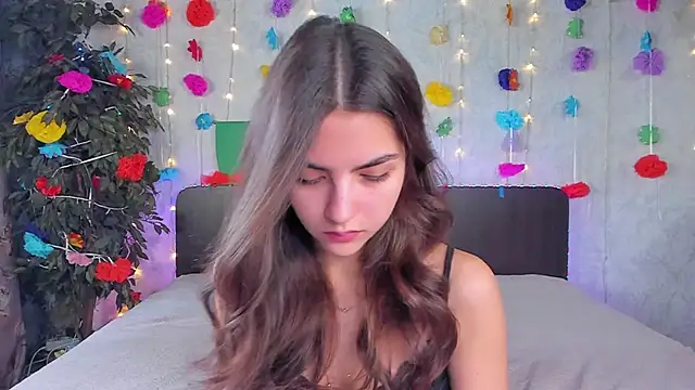 Milana Crystal  online show from 03/31/26, 07:21