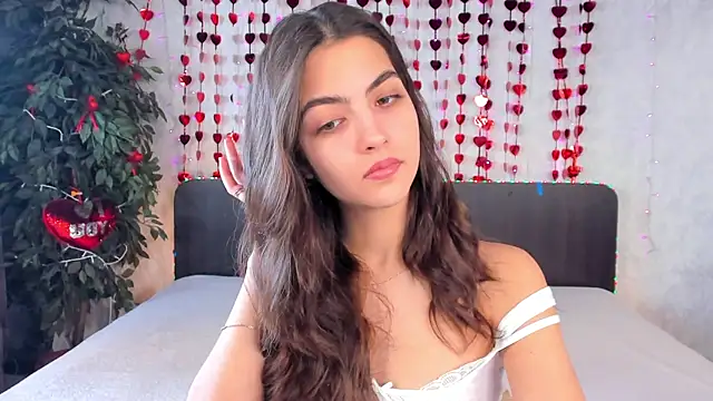 Snapshot of Milana_Crystal_ chatting on 02/24/25, 07:55 Milana Crystal online show from 02/24/25, 07:55