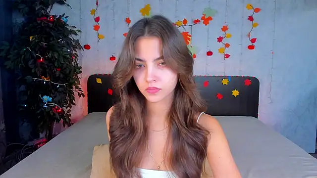 Milana Crystal  online show from 11/13/25, 08:07