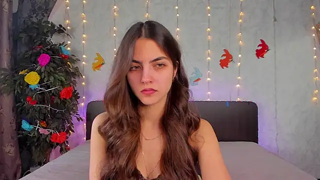 Milana Crystal  online show from 04/08/26, 07:10