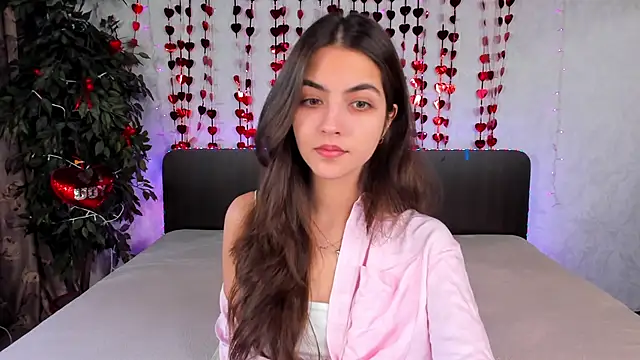 Snapshot of Milana_Crystal_ chatting on 03/03/25, 01:45 Milana Crystal online show from 03/03/25, 01:45