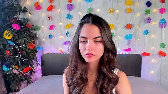 Milana Crystal  online show from 03/16/26, 08:18