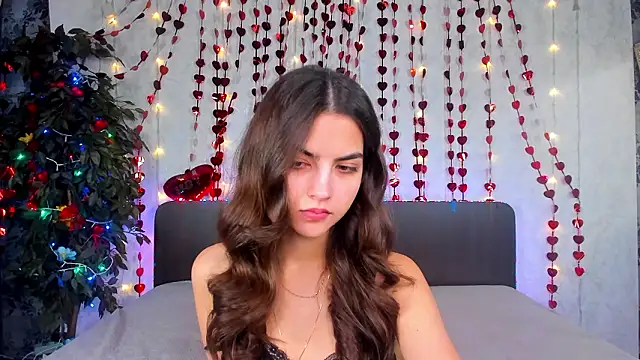 Milana Crystal  online show from 02/21/26, 08:16