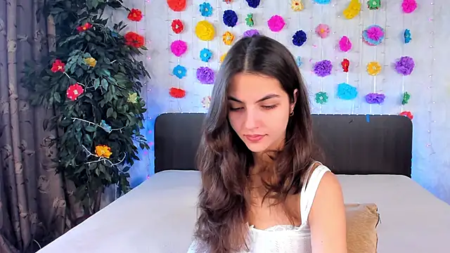 Snapshot of Milana_Crystal_ chatting on 03/07/25, 08:23 Milana Crystal online show from 03/07/25, 08:23