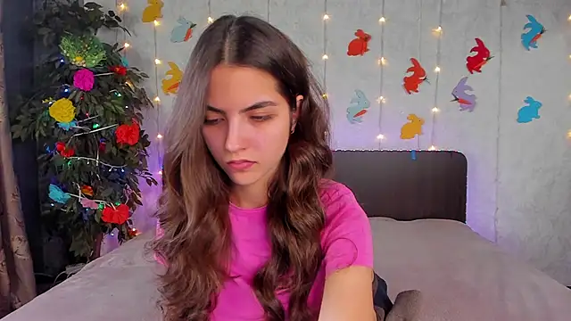 Milana Crystal  online show from 04/09/26, 07:14