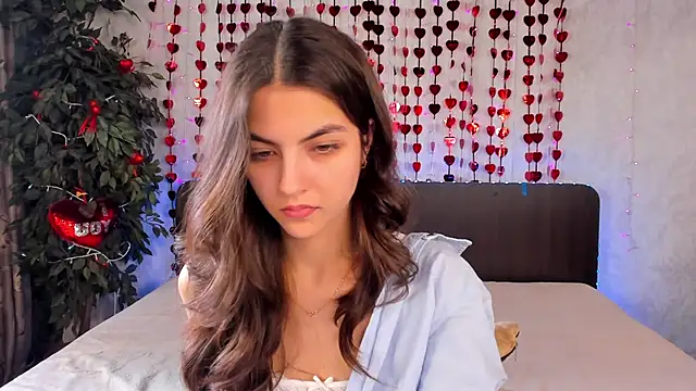 Snapshot of Milana_Crystal_ chatting on 02/16/25, 11:49 Milana Crystal online show from 02/16/25, 11:49