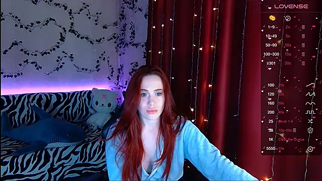 Snapshot of Sidney_blush chatting on 03/10/25, 03:34 Sidney blush online show from 03/10/25, 03:34