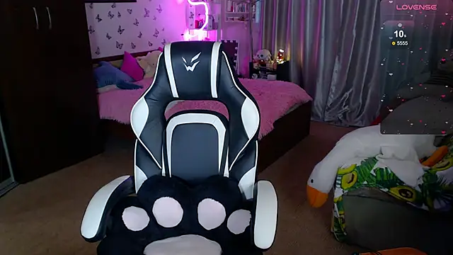 Sidney blush online show from 02/17/26, 05:27