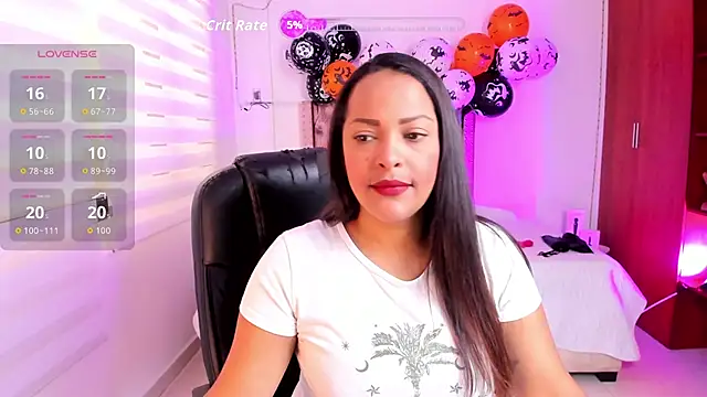 Danna Ramiirez online show from 10/27/25, 06:53