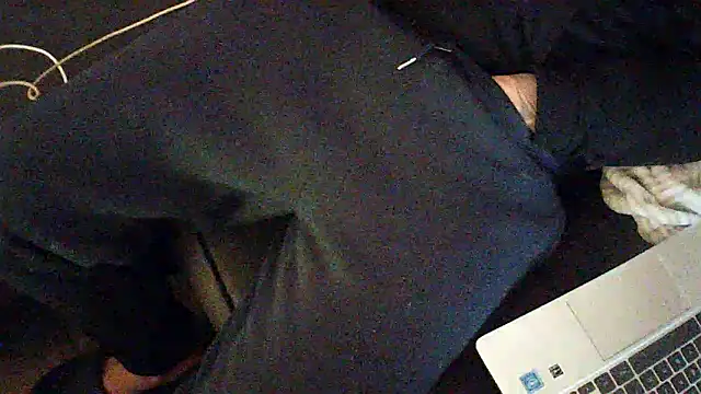 kiksnap-meistro5 online show from 03/13/26, 04:23