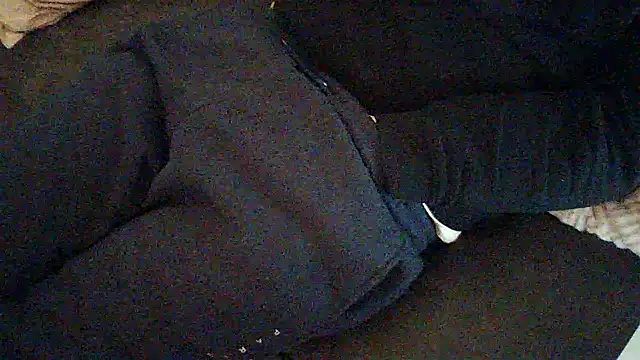 kiksnap-meistro5 online show from 04/02/26, 02:35