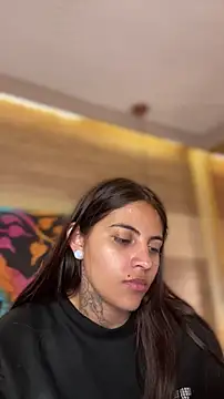 Cori Paige online show from 12/17/25, 04:17