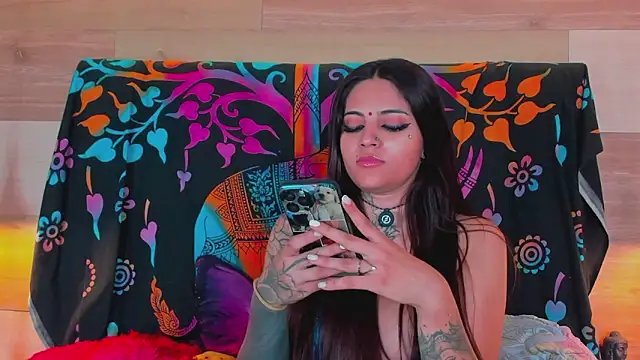 Cori Paige online show from 10/24/25, 01:48