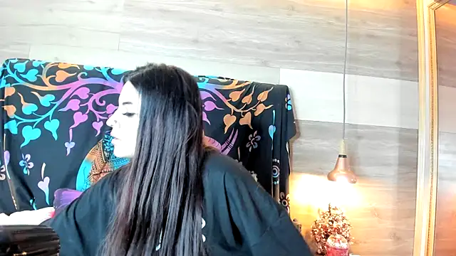 Cori Paige online show from 11/22/25, 04:11