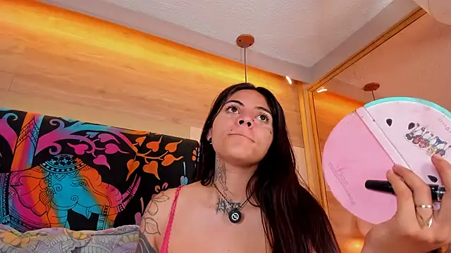 Cori Paige online show from 10/10/25, 04:13