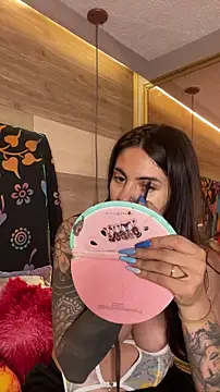 Cori Paige online show from 12/15/25, 10:26