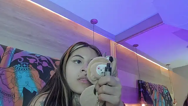 Cori Paige online show from 05/14/26, 04:09