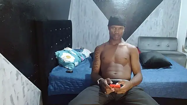 MiguelAngelxl online show from 01/11/26, 08:49