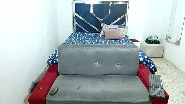 MiguelAngelxl online show from 10/21/25, 05:01