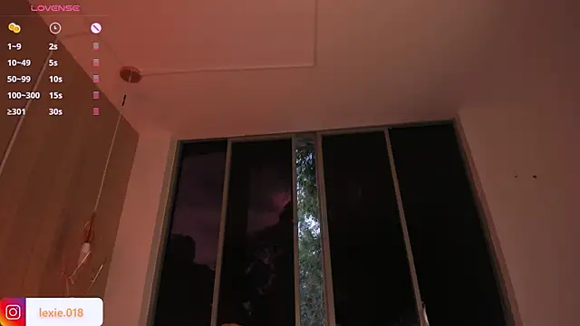 Lexie-red online show from 01/31/25, 10:42