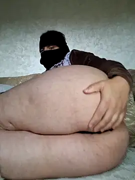 Snapshot of eylimeme chatting on 04/08/26, 02:18 eylimeme online show from 04/08/26, 02:18