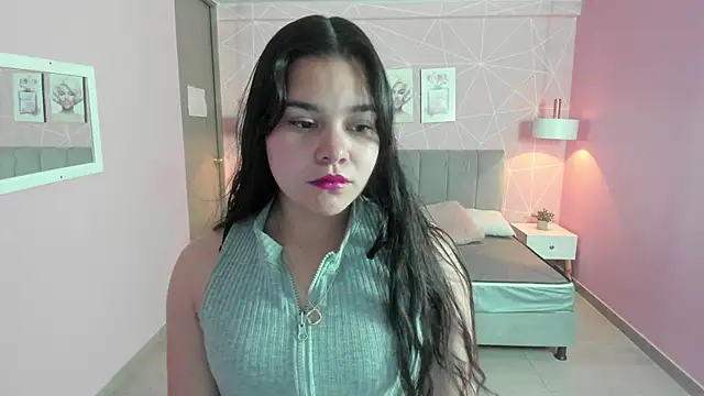 Snapshot of zara__sweet chatting on 03/10/25, 01:00 zara sweet online show from 03/10/25, 01:00