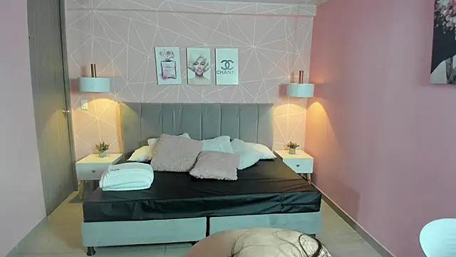 zara  sweet online show from 11/11/25, 01:17