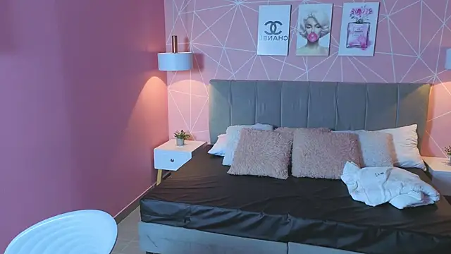 Snapshot of zara__sweet chatting on 05/19/26, 01:29 zara sweet online show from 05/19/26, 01:29