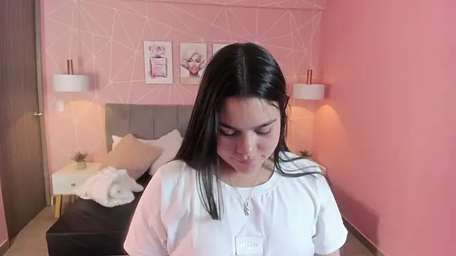 zara  sweet online show from 04/07/26, 03:36