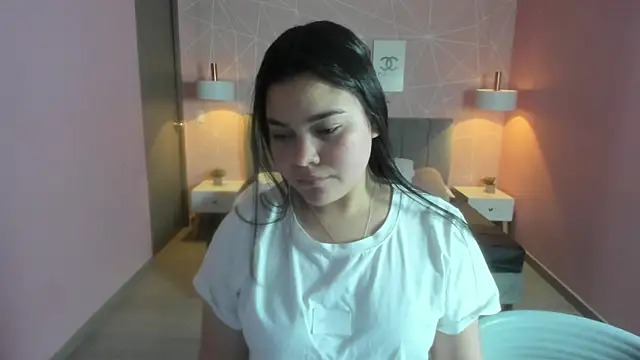 Snapshot of zara__sweet chatting on 05/07/26, 01:58 zara sweet online show from 05/07/26, 01:58
