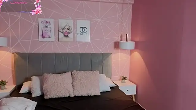 Snapshot of zara__sweet chatting on 06/19/26, 02:01 zara sweet online show from 06/19/26, 02:01
