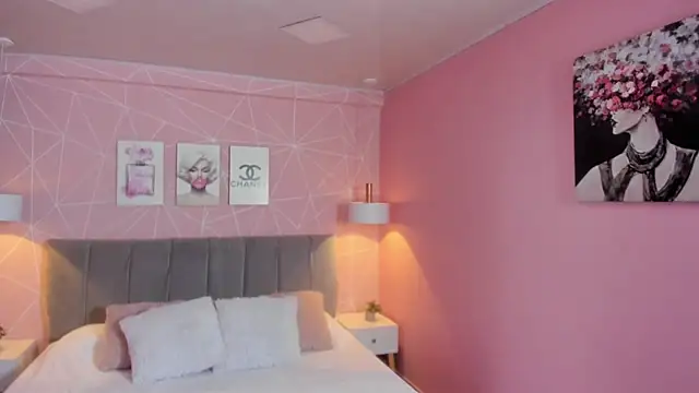 zara  sweet online show from 02/26/26, 01:22