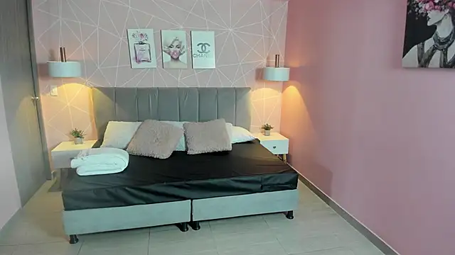 zara  sweet online show from 11/08/25, 01:03