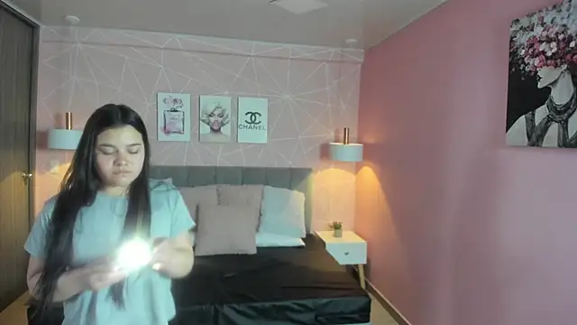 Snapshot of zara__sweet chatting on 04/24/26, 03:14 zara sweet online show from 04/24/26, 03:14