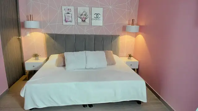 zara  sweet online show from 03/31/26, 03:25