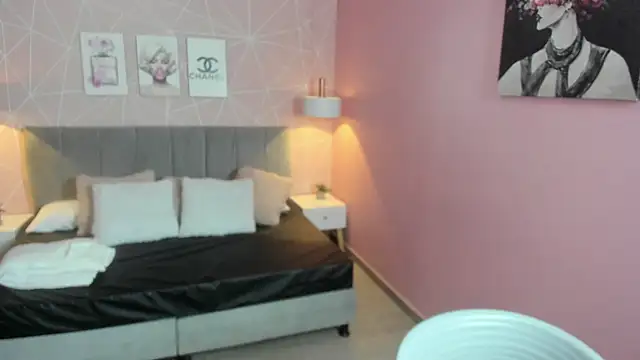 zara  sweet online show from 04/10/26, 03:19